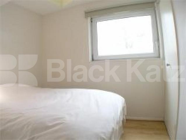 			New instruction, 1 Bedroom, 1 bath, 1 reception Flat			 Westbourne Park Road, LADBROKE GROVE