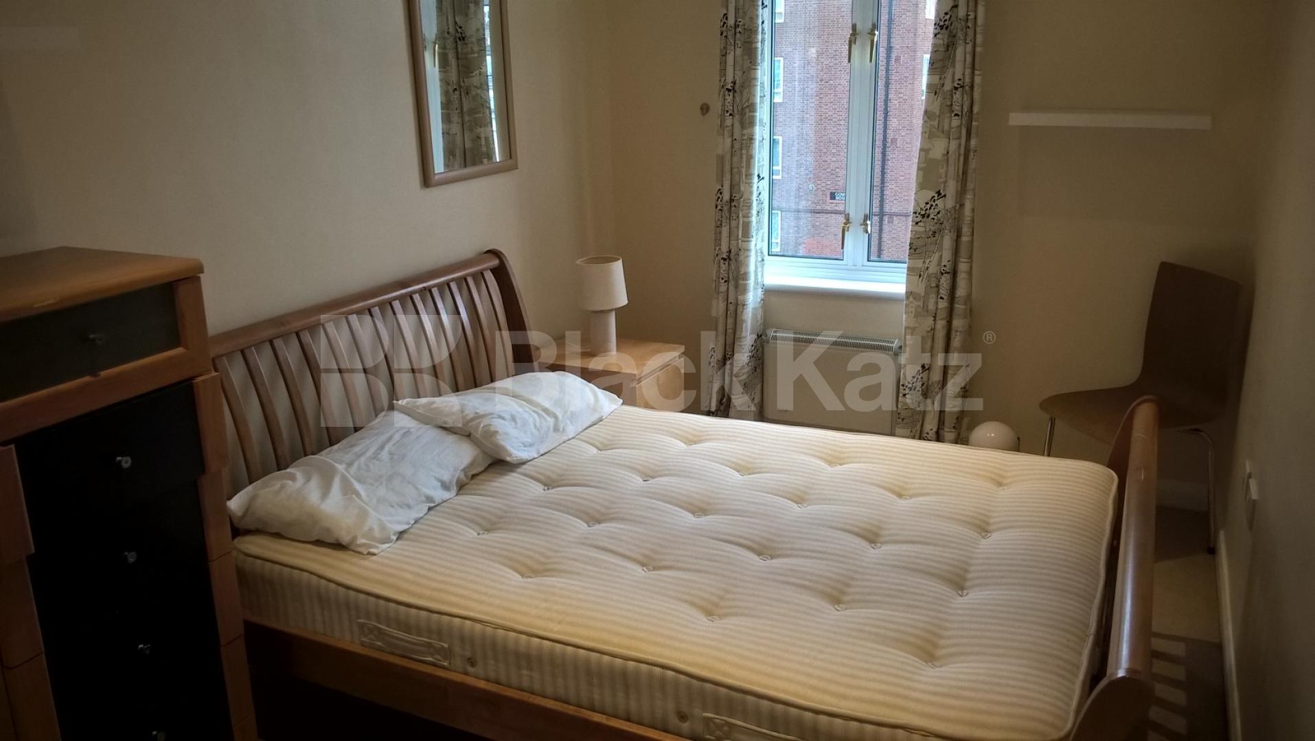 			New Instruction, 2 Bedroom, 1 bath, 1 reception Flat			 Essex Road, ANGEL