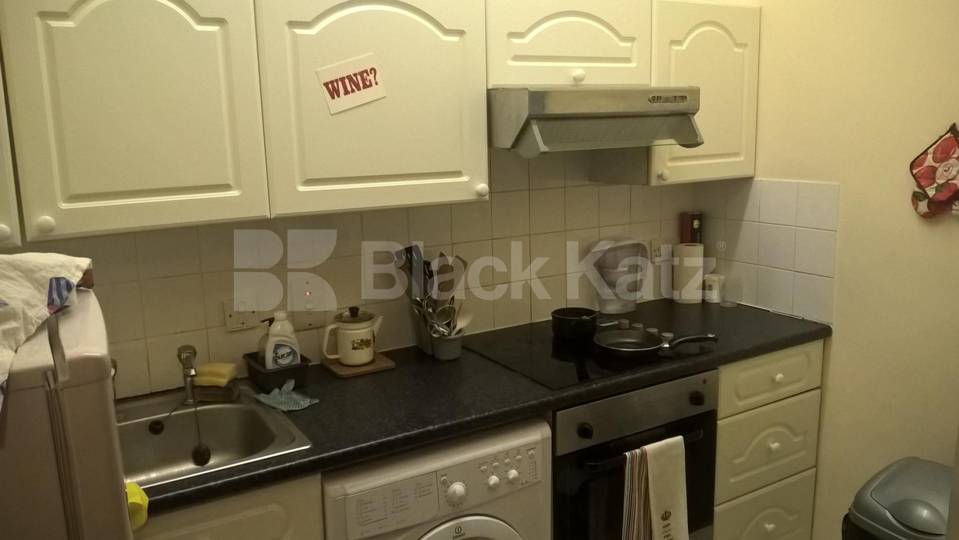 			New Instruction, 1 Bedroom, 1 bath, 1 reception Flat			 Camden Road, CAMDEN/ISLINGTON