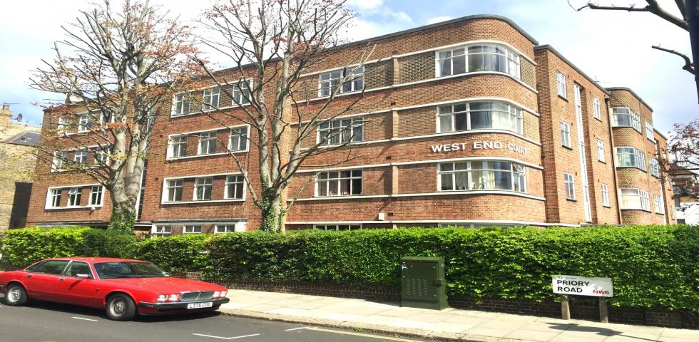 			NEW INSTRUCTION, 2 Bedroom, 1 bath, 1 reception Flat			 Priory Road, SOUTH HAMPSTEAD