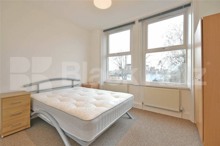 Spacious Three-Bedroom Property on Minster Road, NW2Ideal for three sharers, this well-presented three-bedroom property is now available to rent Minster Road, London, NW2,  London