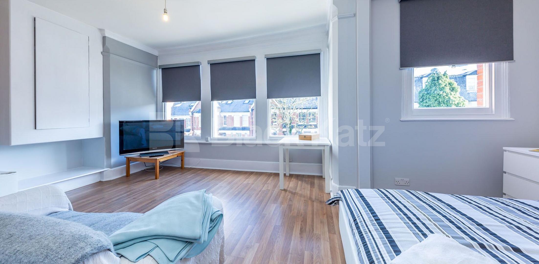 			Studio Apartment, 1 bath, 0 reception Flat			 Muswell Avenue , Muswell Hill