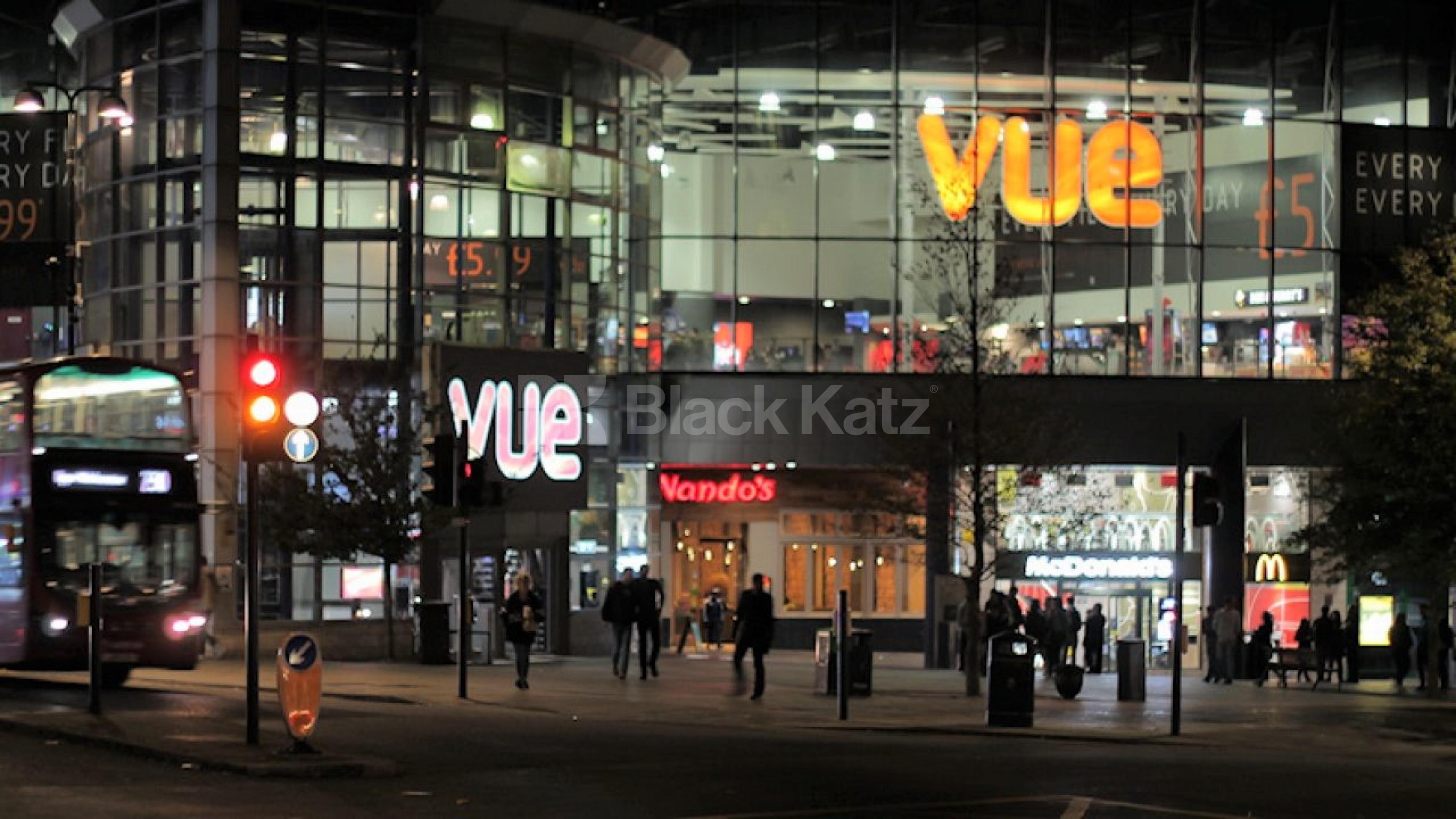 			GARDEN FLAT!, Studio Apartment, 1 bath, 1 reception Flat			 Whittington Road, BOUNDS GREEN  N22