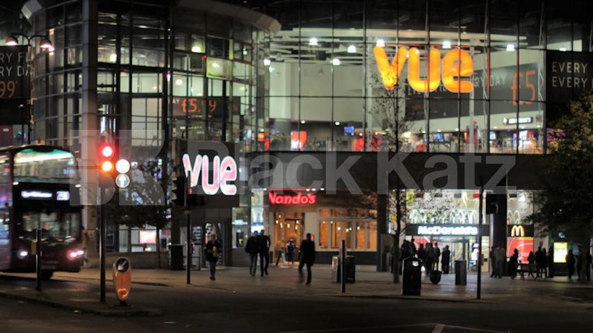 			GARDEN FLAT!, Studio Apartment, 1 bath, 1 reception Flat			 Whittington Road, BOUNDS GREEN 