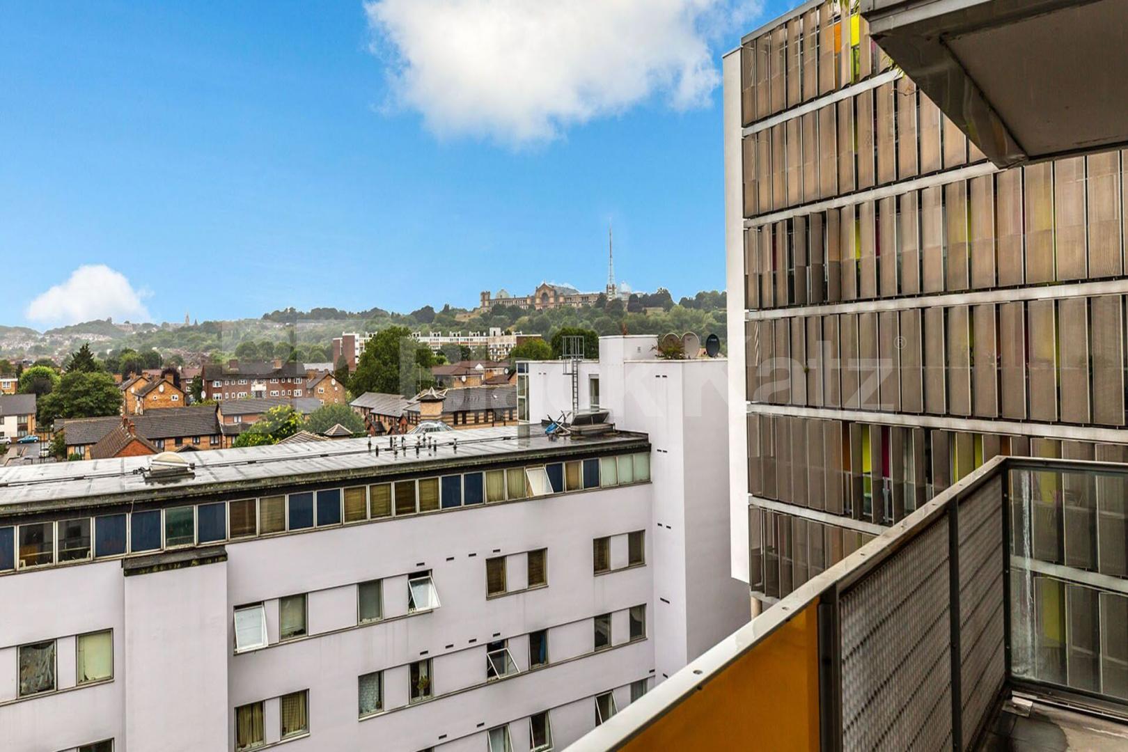 1 bedroom property located within a portered building with a balcony   New River Village, Crouch End / Hornsey