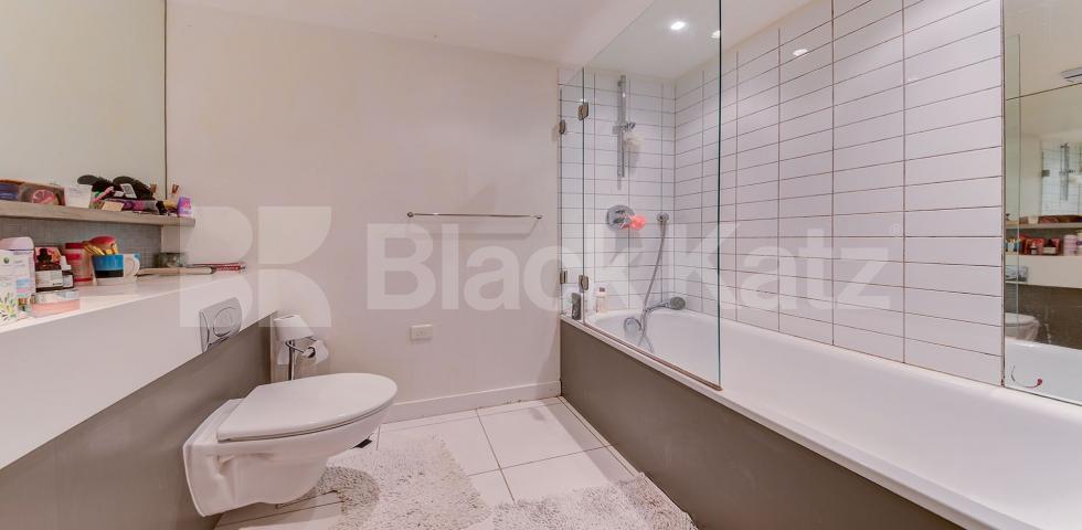 			Stunnig Private Develpment, 1 Bedroom, 1 bath, 1 reception Flat			 New River Village , Hornsey