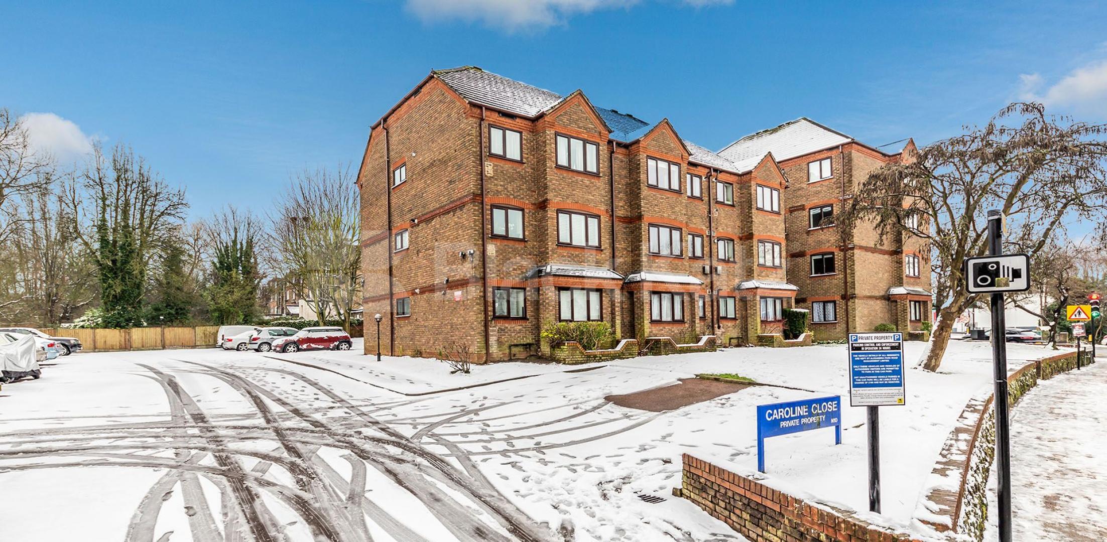 			Off Street Parking, 2 Bedroom, 1 bath, 1 reception Flat			 Caroline Close, MUSWELL HILL