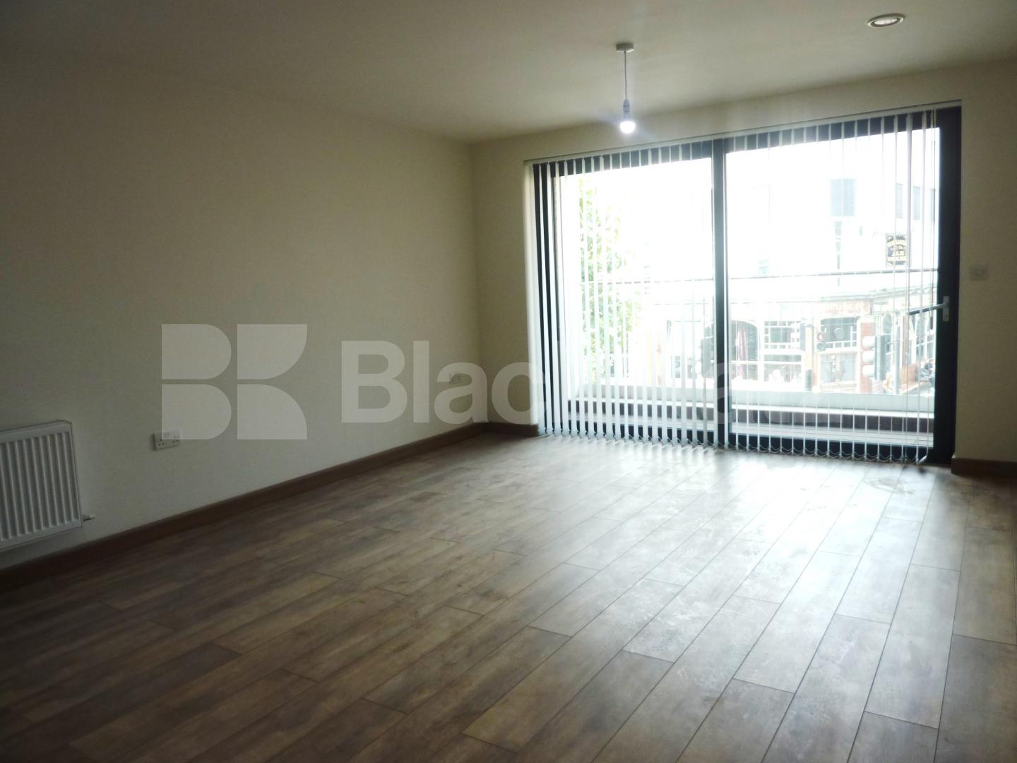 Inviting and comfortable space 2 Bedroom, Un Furnished Flat in York Way N7