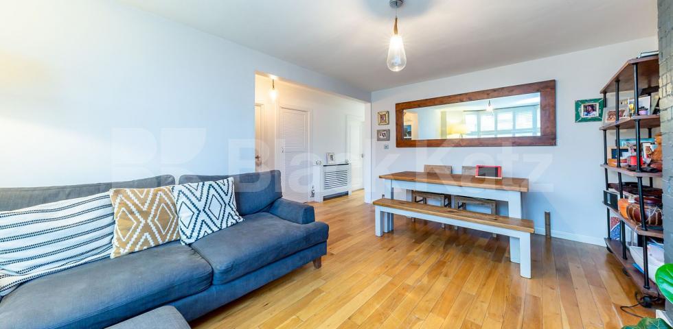 			3-4 MONTH SHORT LET, 2 Bedroom, 1 bath, 1 reception Ground Floor Flat			 Hermiston Avenue, Crouch End / Hornsey