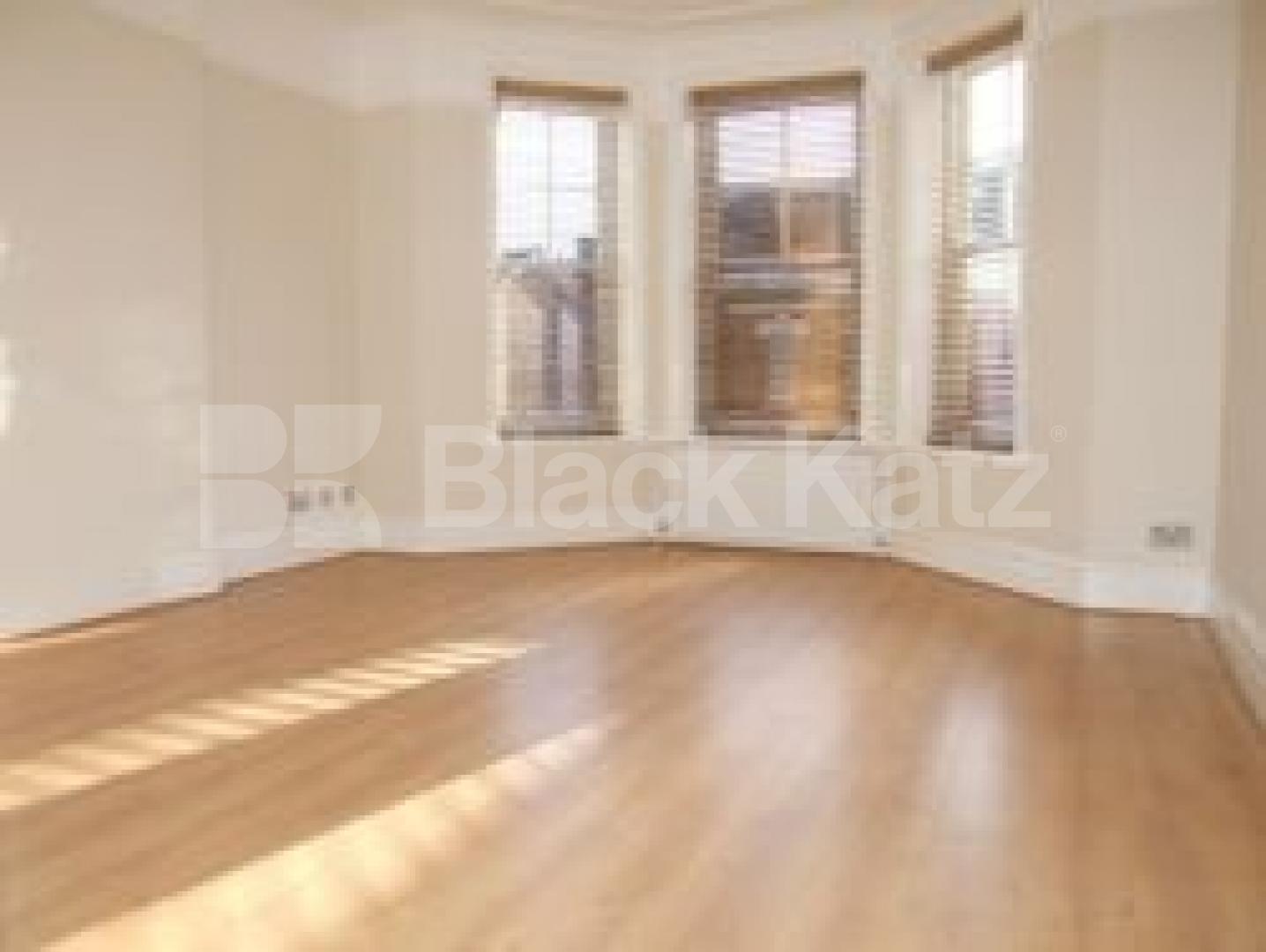			LET!, 4 Bedroom, 1 bath, 1 reception Serviced Apartments			 Jacksons Lane, HIGHGATE