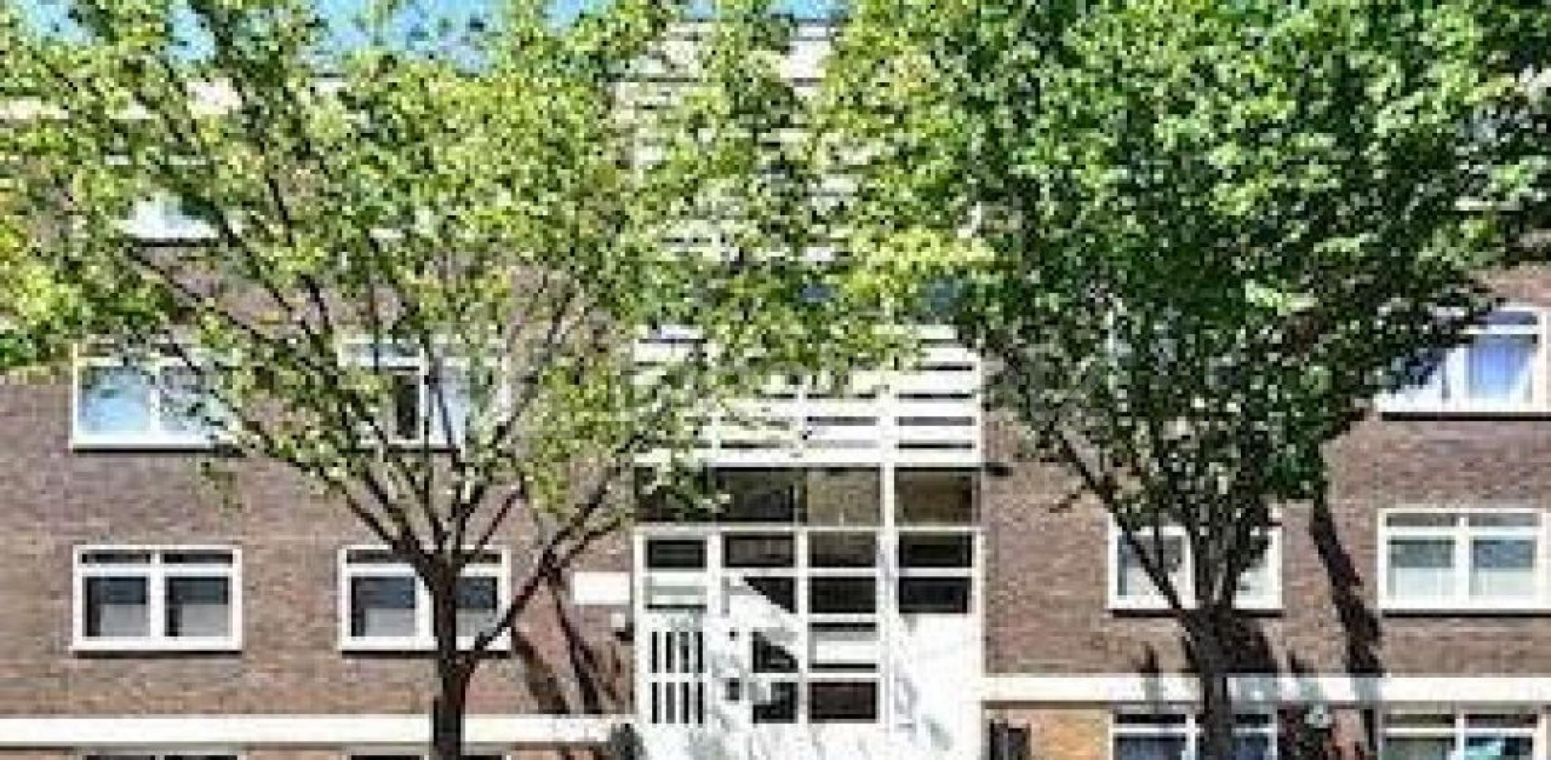 			CENTRAL LOCATION! , 3 Bedroom, 1 bath, 1 reception Flat			 Blomfield Villas, WARWICK AVENUE