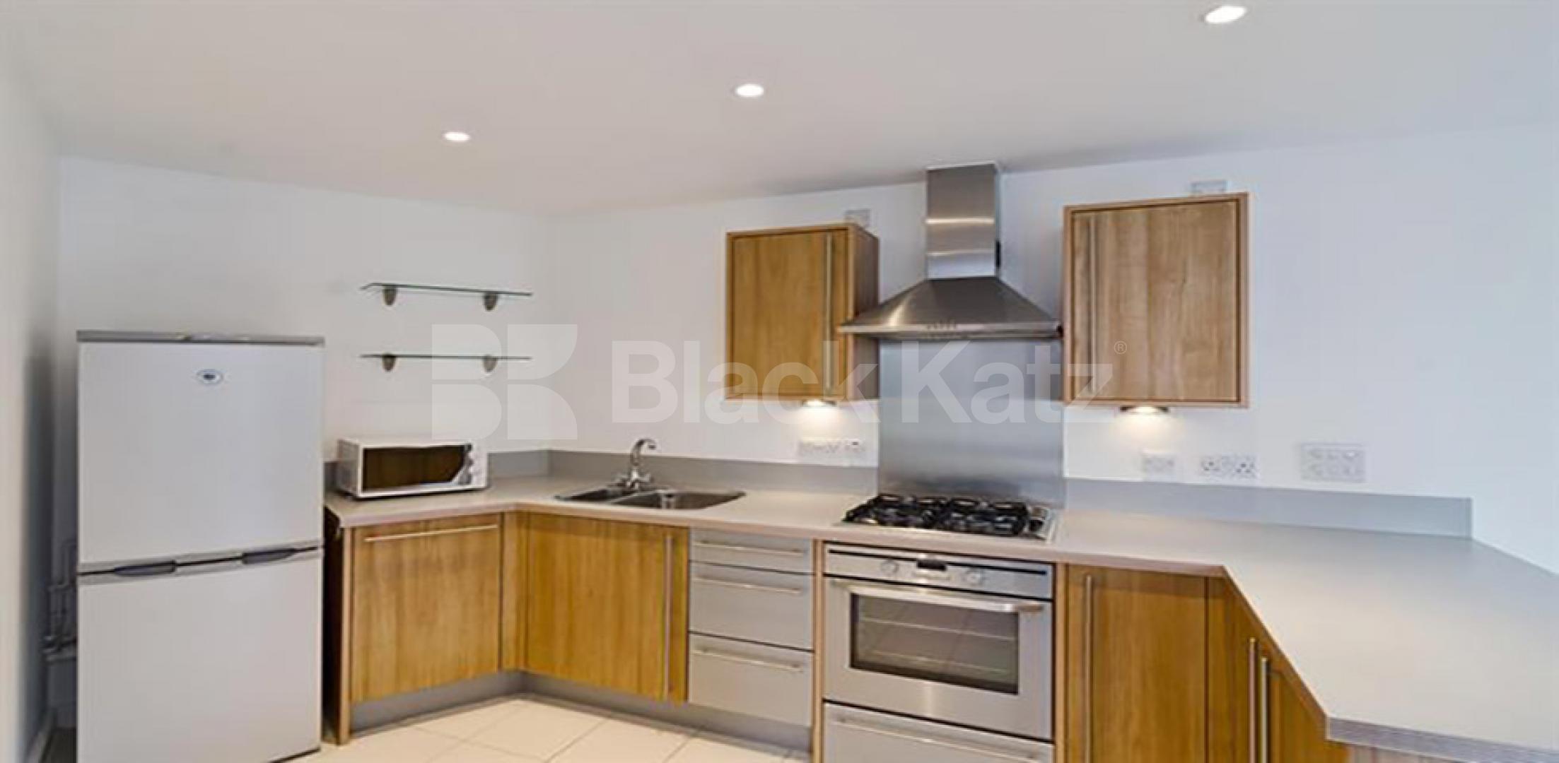 			NEW INSTRUCTION, 1 Bedroom, 1 bath, 1 reception Flat			 Eden Grove, HOLLOWAY