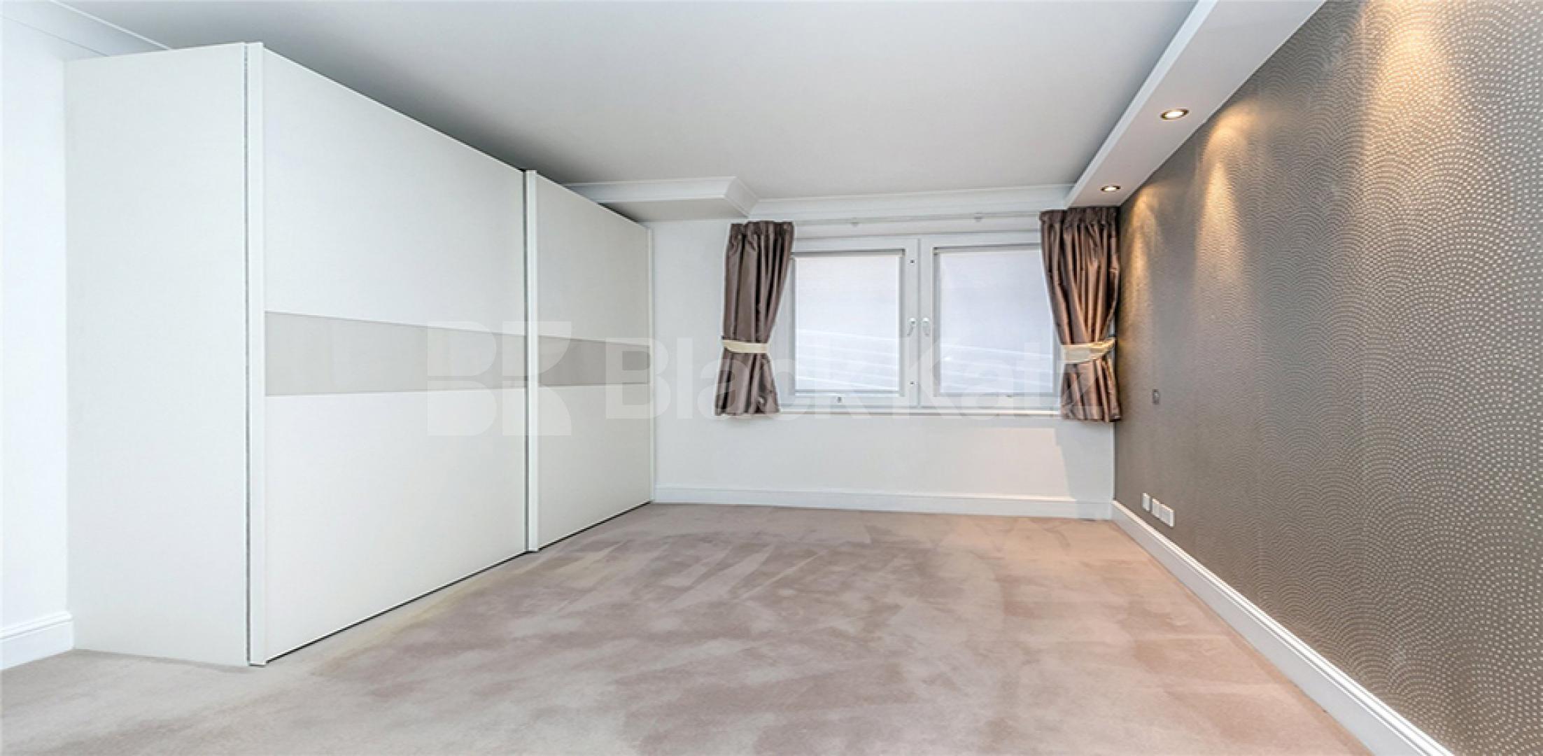 			2 BED 2 BATH WITH ACCESS TO POOL AND CAR PARK! , 2 Bedroom, 2 bath, 1 reception Flat			 Abbey Road, ST JOHNS WOOD