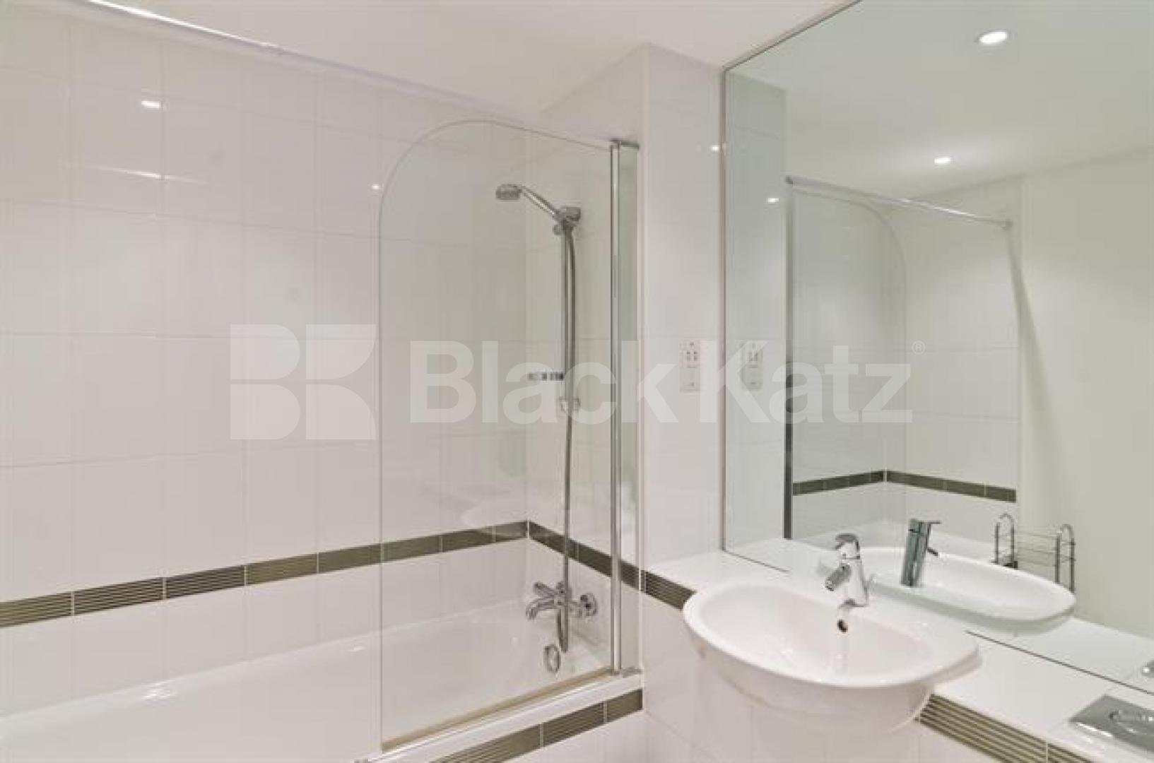 			NEW INSTRUCTION, 1 Bedroom, 1 bath, 1 reception Flat			 Eden Grove, HOLLOWAY