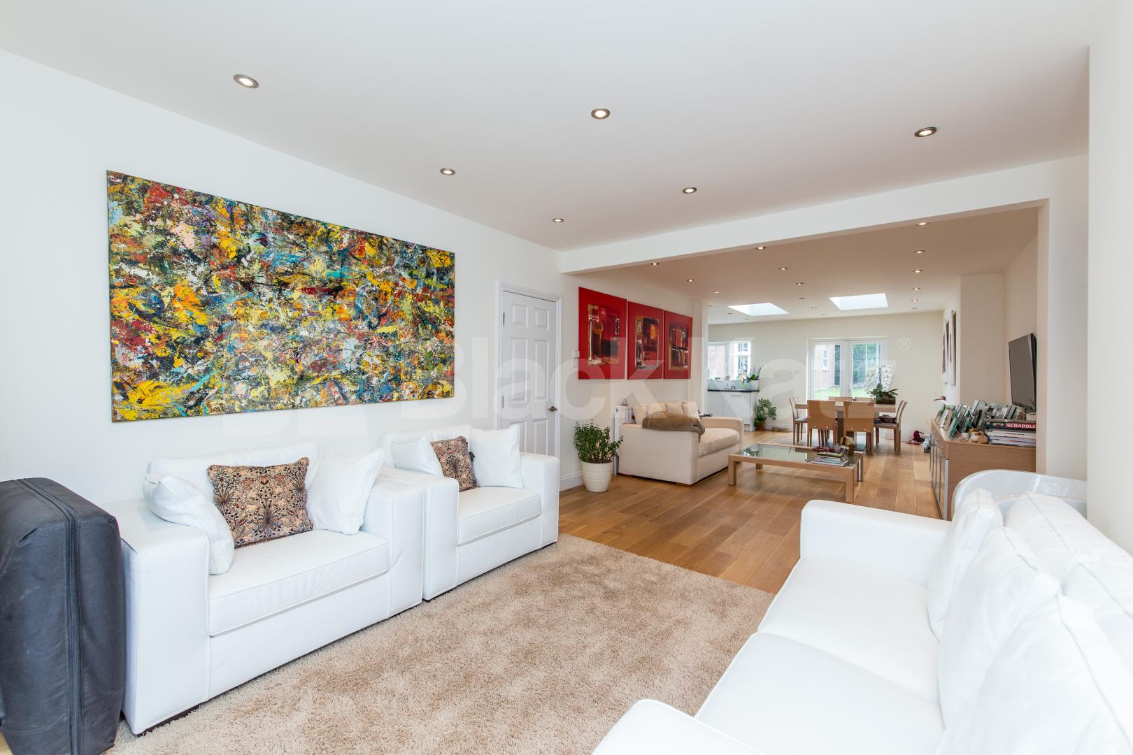 			NEW INSTRUCTION!, 4 Bedroom, 1 bath, 1 reception House			 Howcroft Crescent, West Finchley