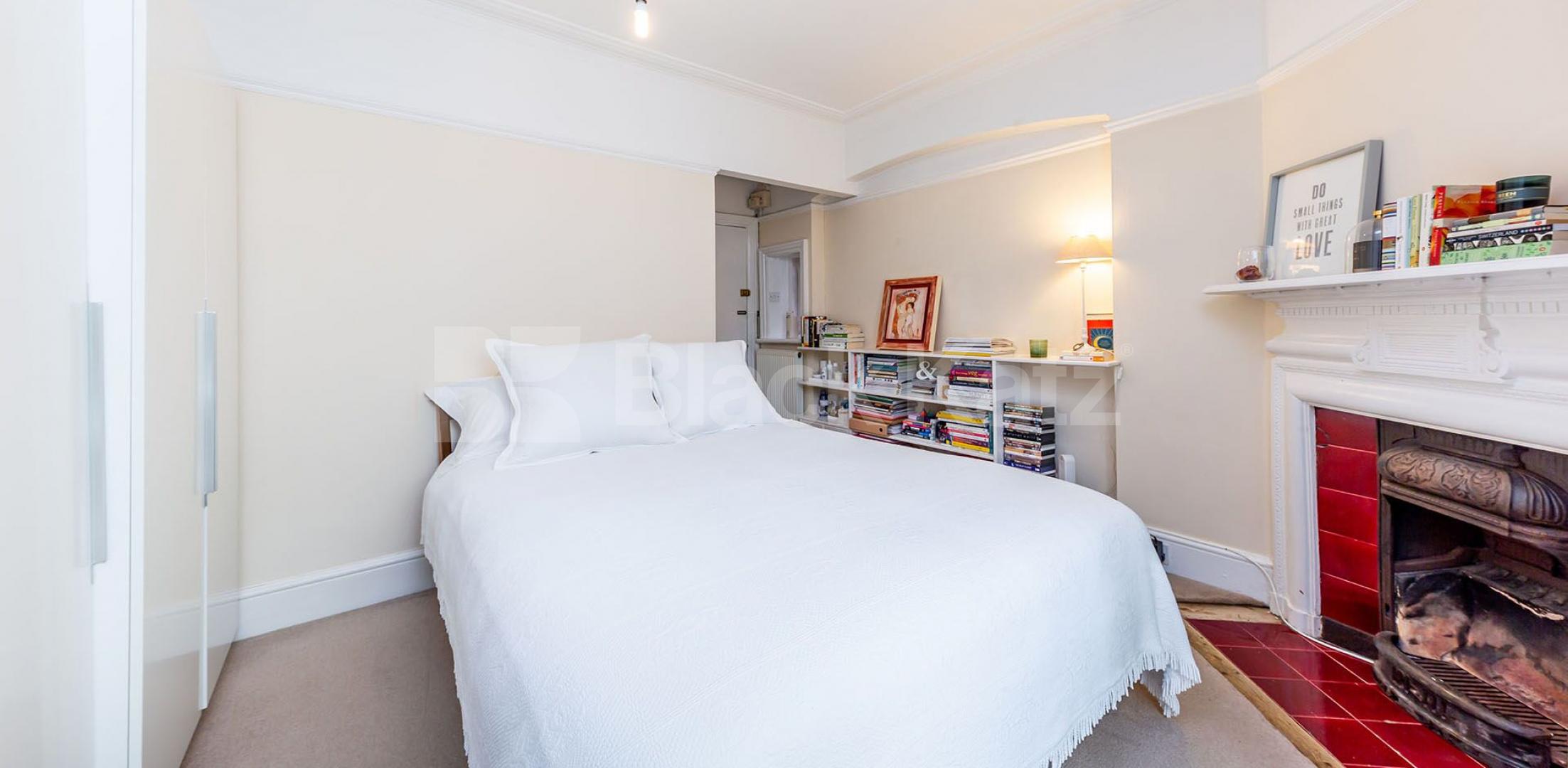 			Studio Apartment, 1 bath, 1 reception Studio			 Avenue Road, CROUCH END