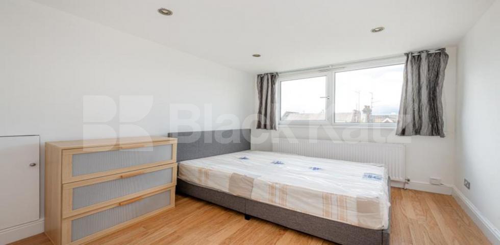 2 Bedroom, 1 bath, 1 reception Flat			 Sutton Road, MUSWELL HILL N10