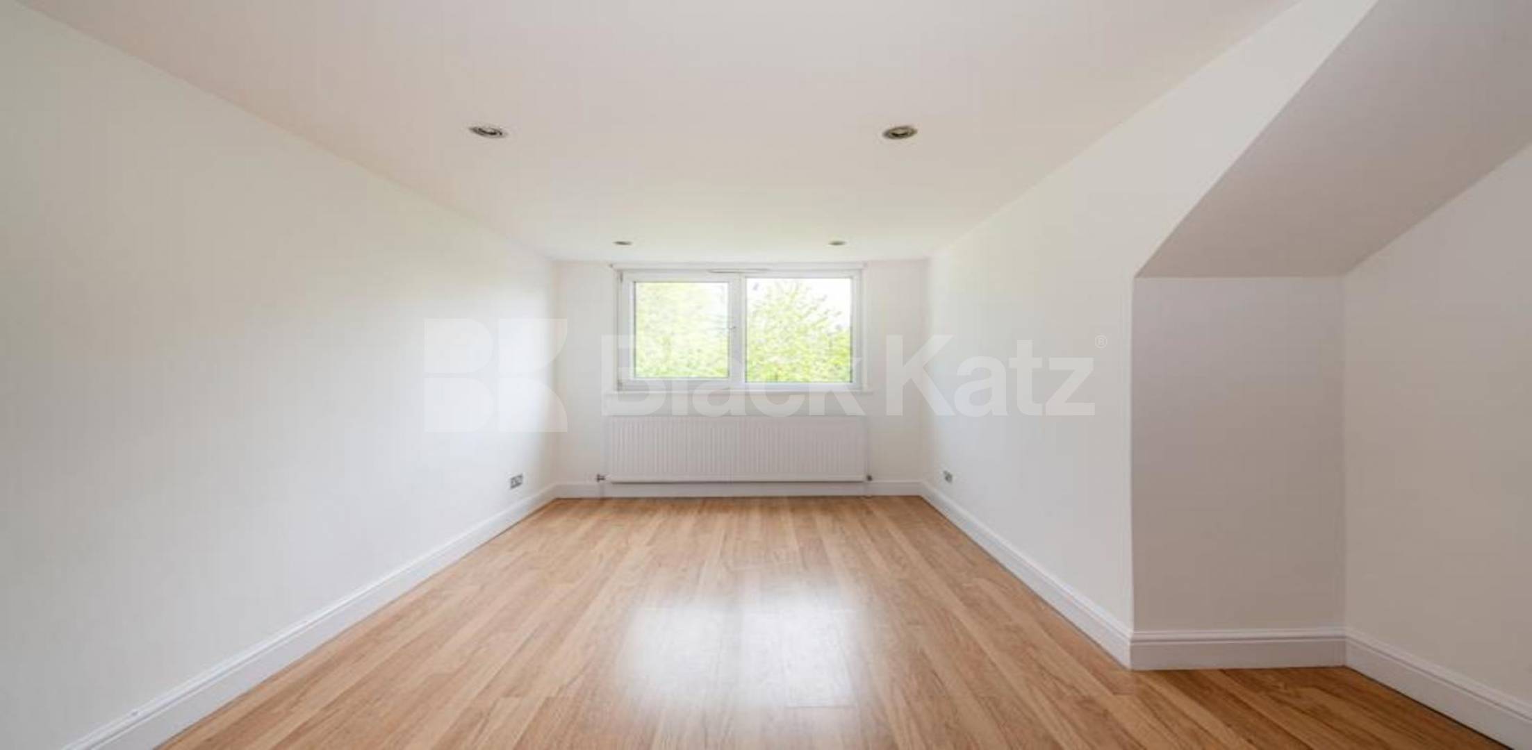 2 Bedroom, 1 bath, 1 reception Flat			 Sutton Road, MUSWELL HILL N10