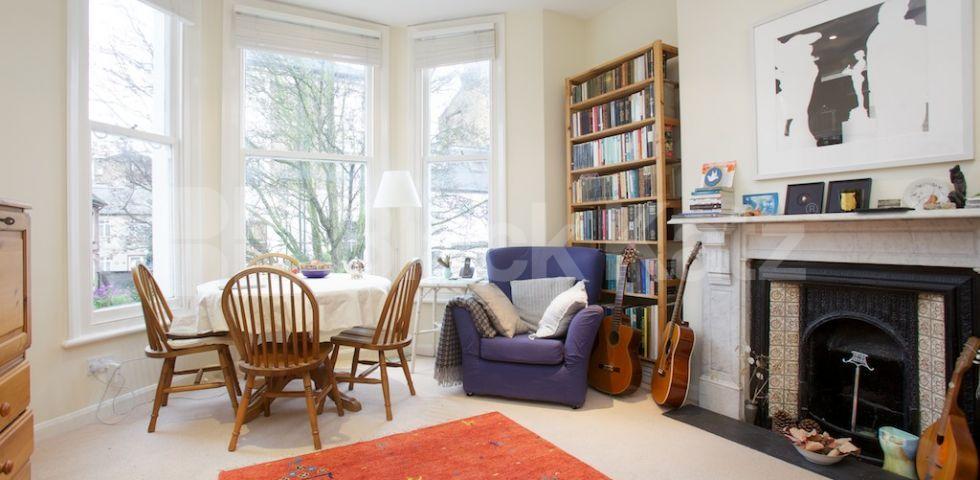 			NEW INSTRUCTION, 1 Bedroom, 1 bath, 1 reception Flat			 Birkbeck Road, ACTON