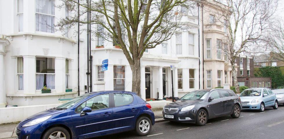 			NEW INSTRUCTION, 1 Bedroom, 1 bath, 1 reception Flat			 Birkbeck Road, ACTON