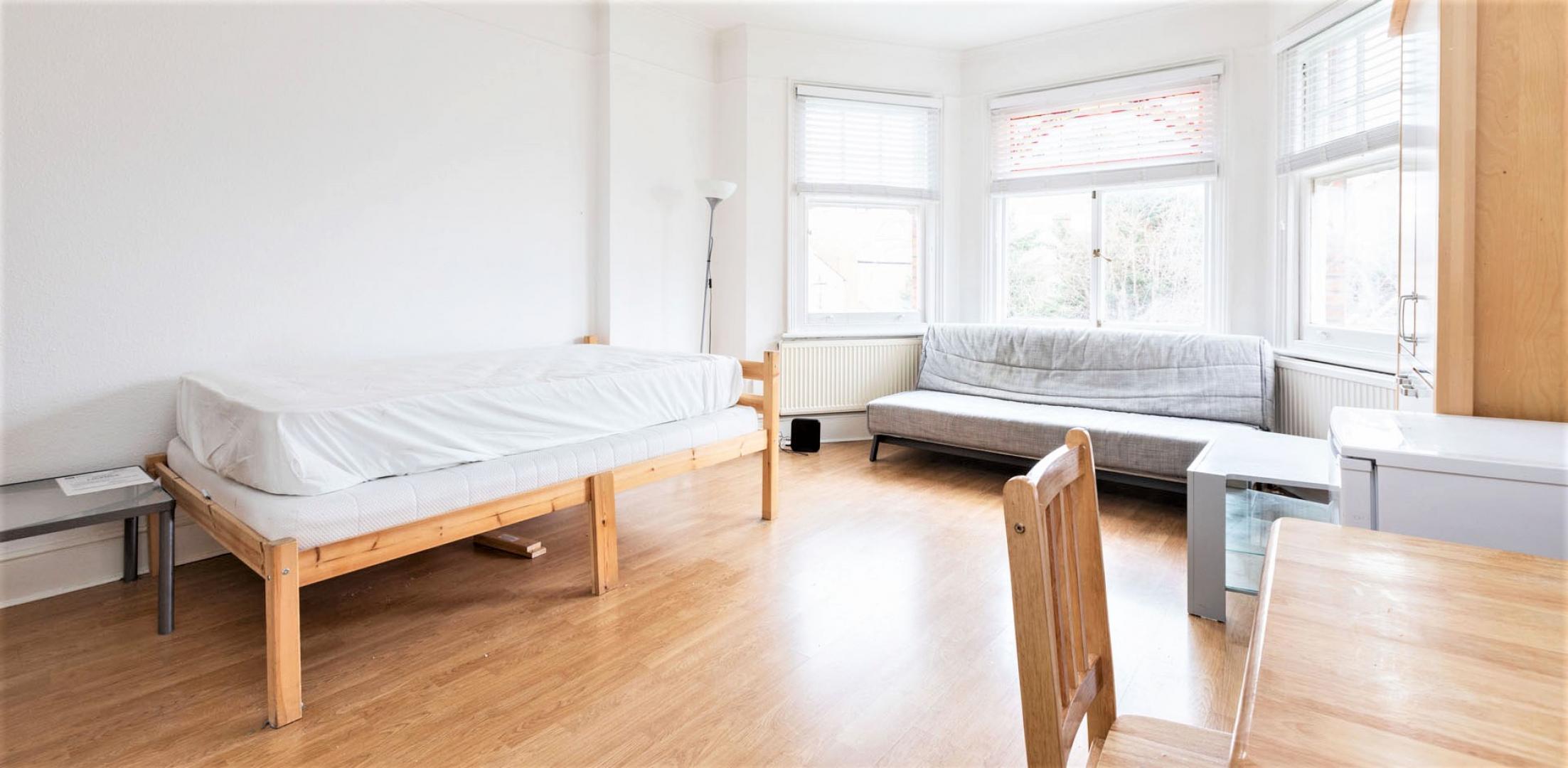 			Studio Apartment, 1 bath, 1 reception Apartment			 Exeter Road , KILBURN