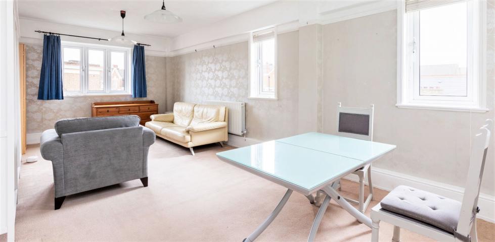 Modern and Central Apartment West End Lane, West Hampstead