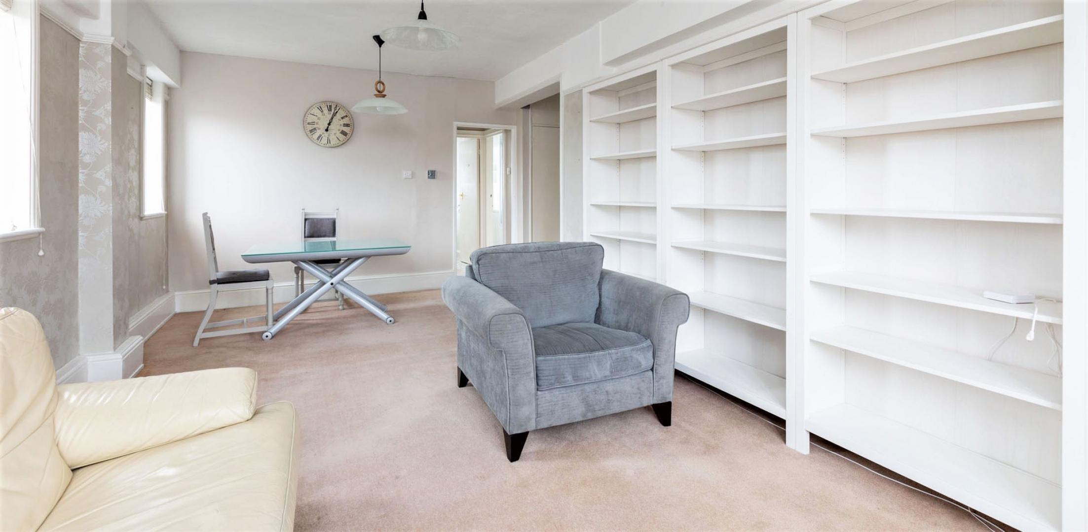 Modern and Central Apartment West End Lane, West Hampstead