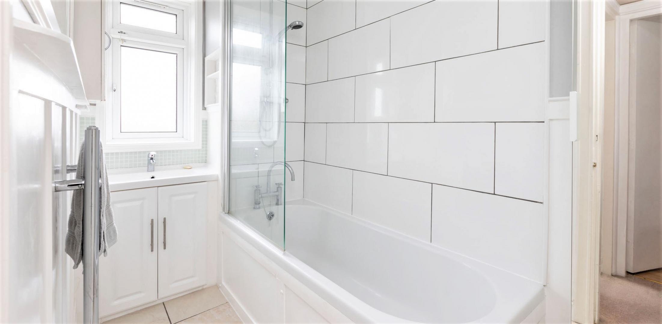 Modern and Central Apartment West End Lane, West Hampstead