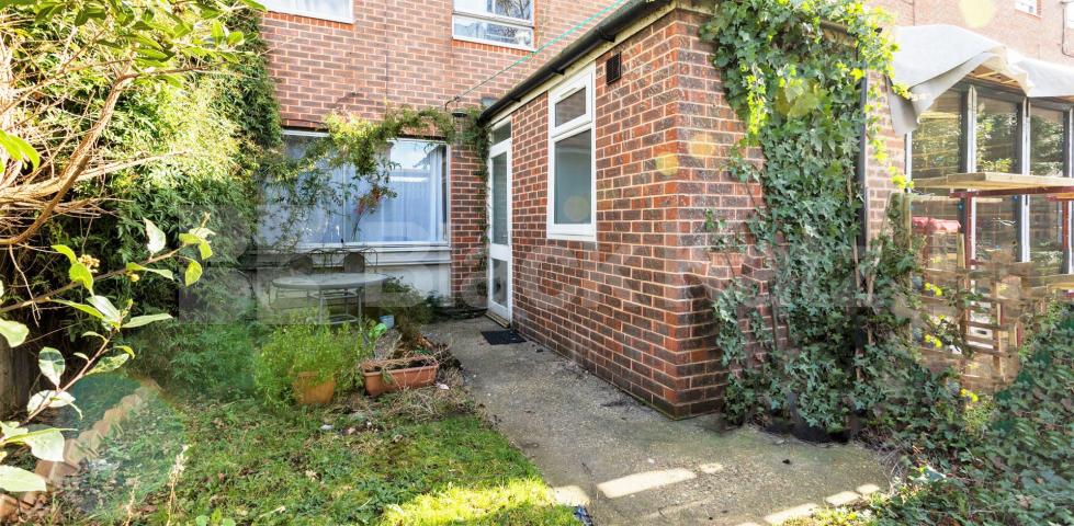 			GAS, WATER and ELECTRICITY INCLUDED, Studio Apartment, 1 bath, 1 reception Flat			 Wilkinson Way, ACTON CENTRAL