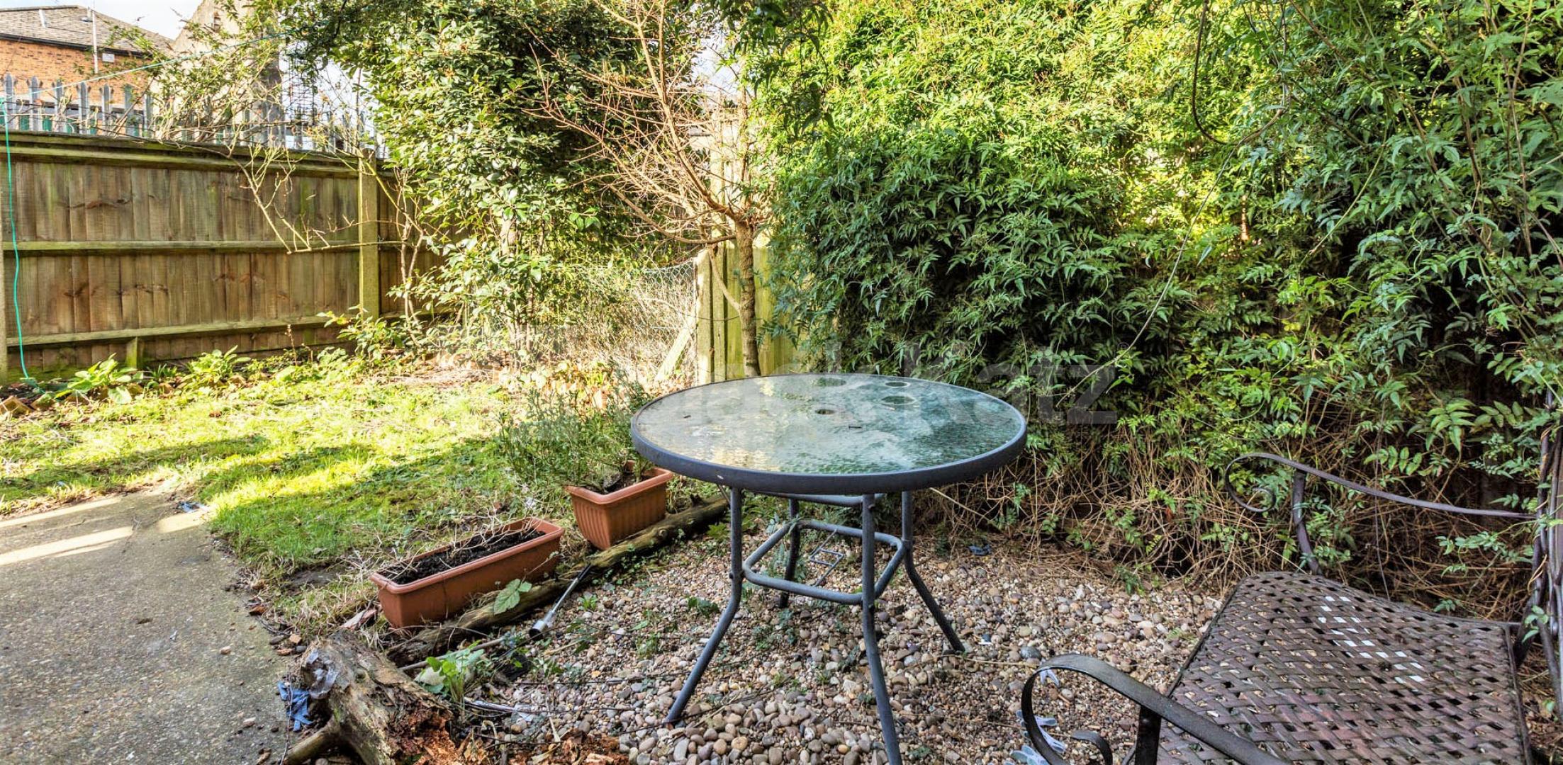 			GAS, WATER and ELECTRICITY INCLUDED, Studio Apartment, 1 bath, 1 reception Flat			 Wilkinson Way, ACTON CENTRAL