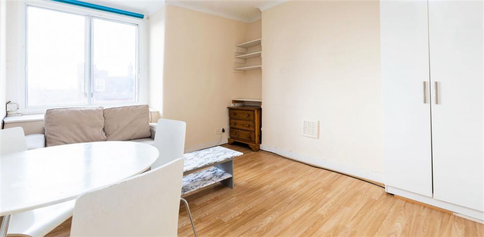 			1 Bedroom, 1 bath, 1 reception Flat			 Finchley Road, FINCHLEY ROAD