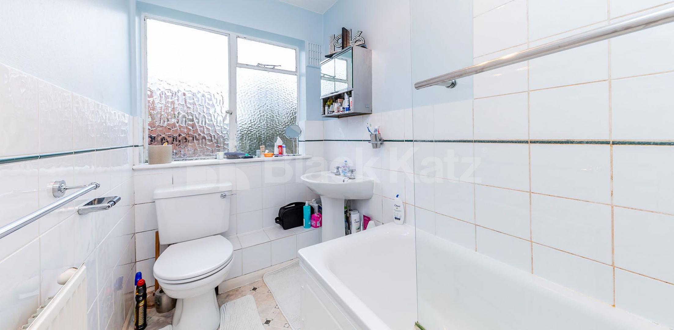 Located in a quiet purpose built block close to Crouch End Broadway Crescent Road, Crouch End