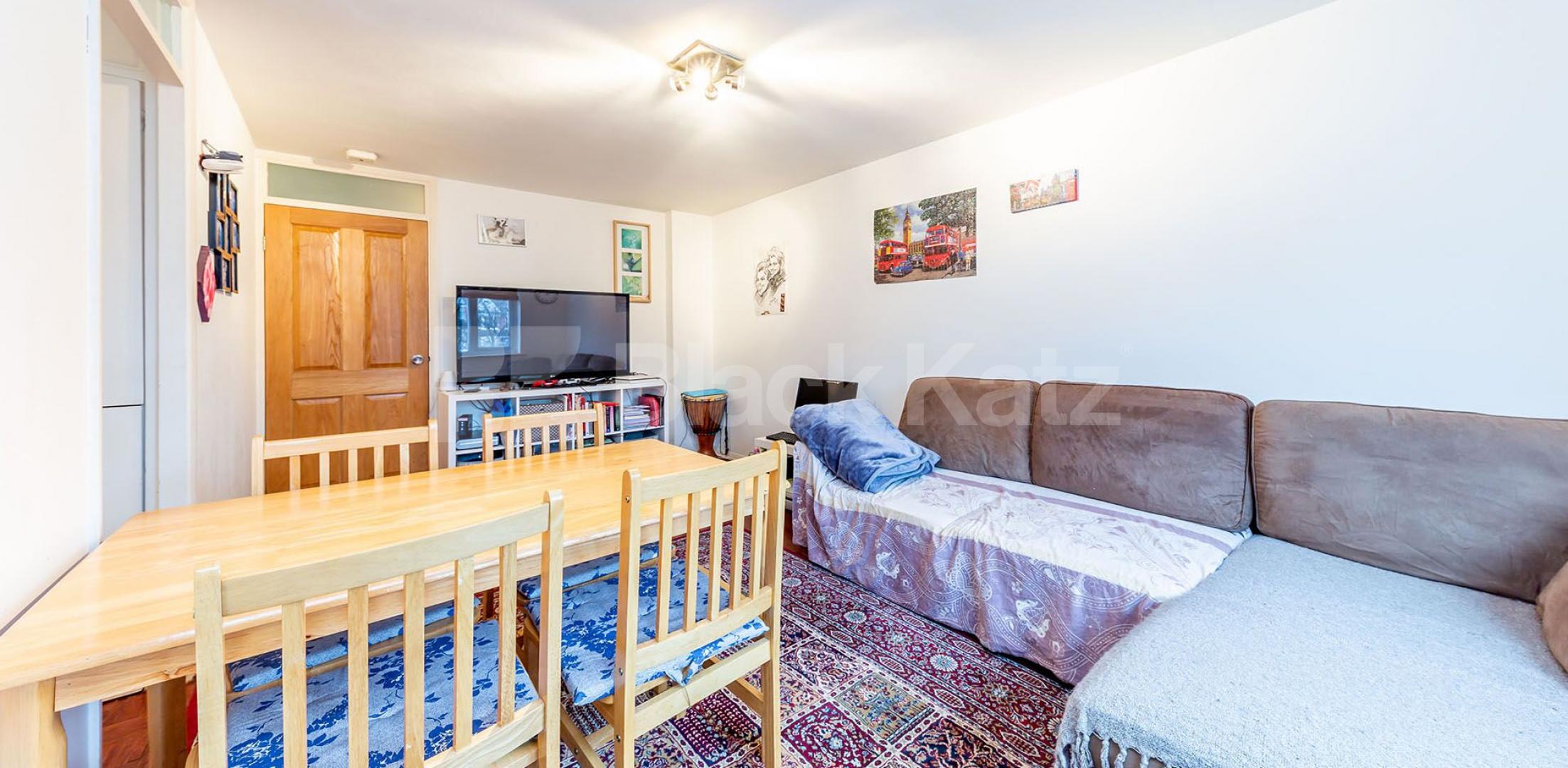 			Fantastic One Bed With OSP !, 1 Bedroom, 1 bath, 1 reception Flat			 Cambridge Gardens, MUSWELL HILL