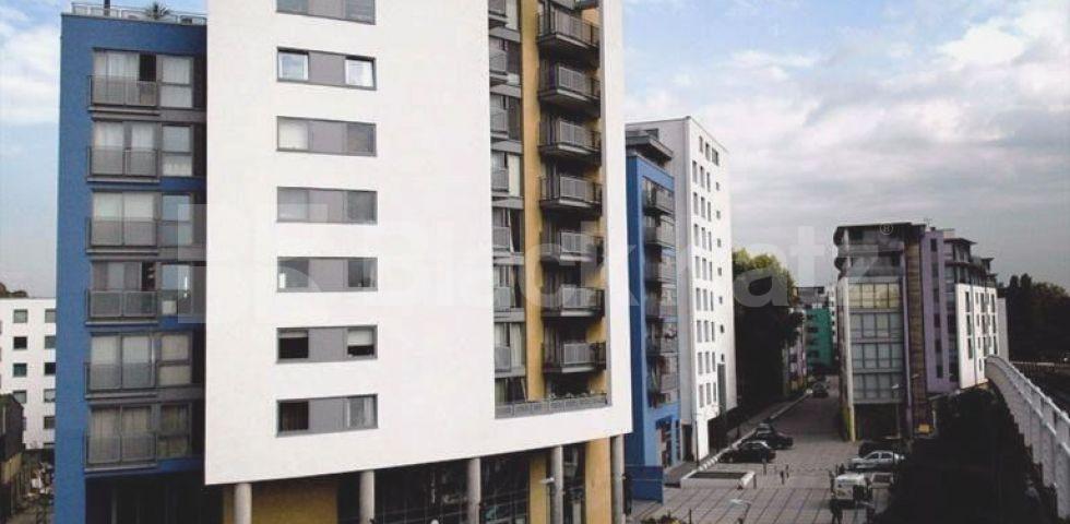 			2 Bedroom, 1 bath, 1 reception Apartment			 OneSE8. Deal's Gateway, Deptford/Greenwich