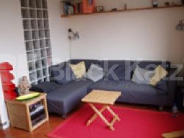 			1 Bedroom, 1 bath, 1 reception Flat			 Camden Road, CAMDEN/HOLLOWAY N7