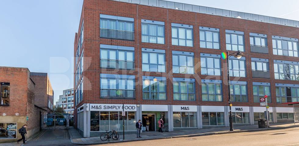 			Fantastic Private Development in Central Crouch End , 2 Bedroom, 1 bath, 1 reception Flat			 Exchange House, CROUCH END N8