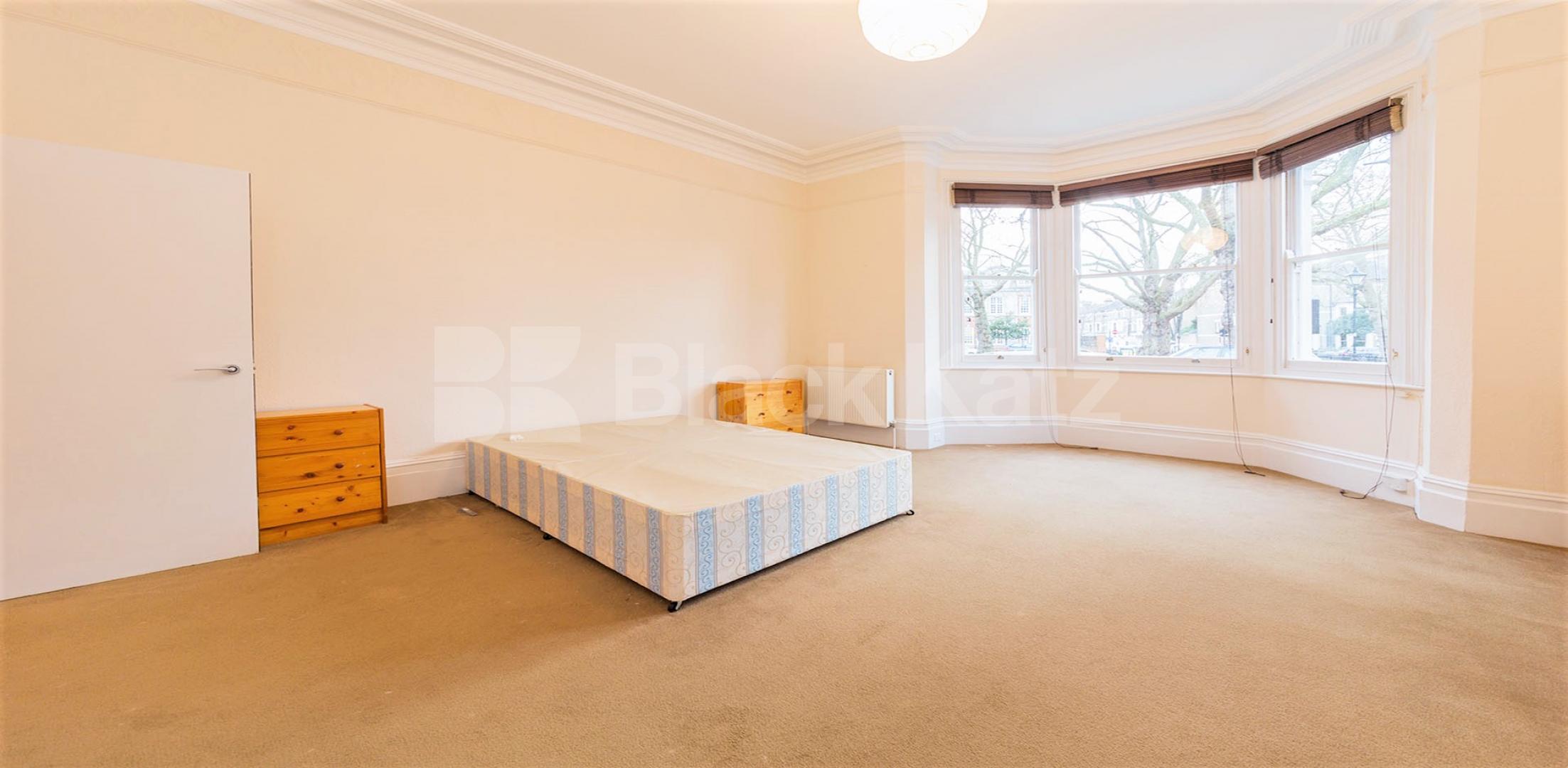 			1 Bedroom, 1 bath, 1 reception Flat			 Brook Green , Hammersmith