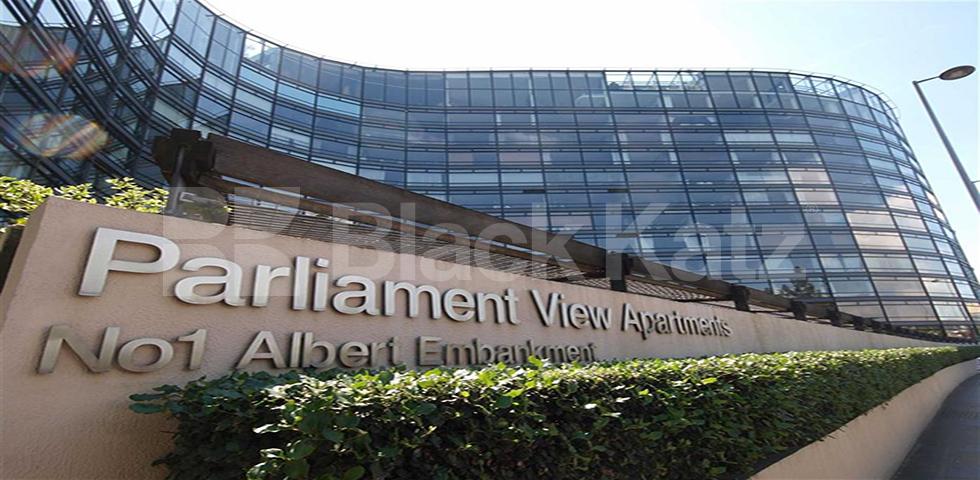 			UNDER OFFER, 2 Bedroom, 1 bath, 1 reception Apartment			 Parliament View, Albert Embankment