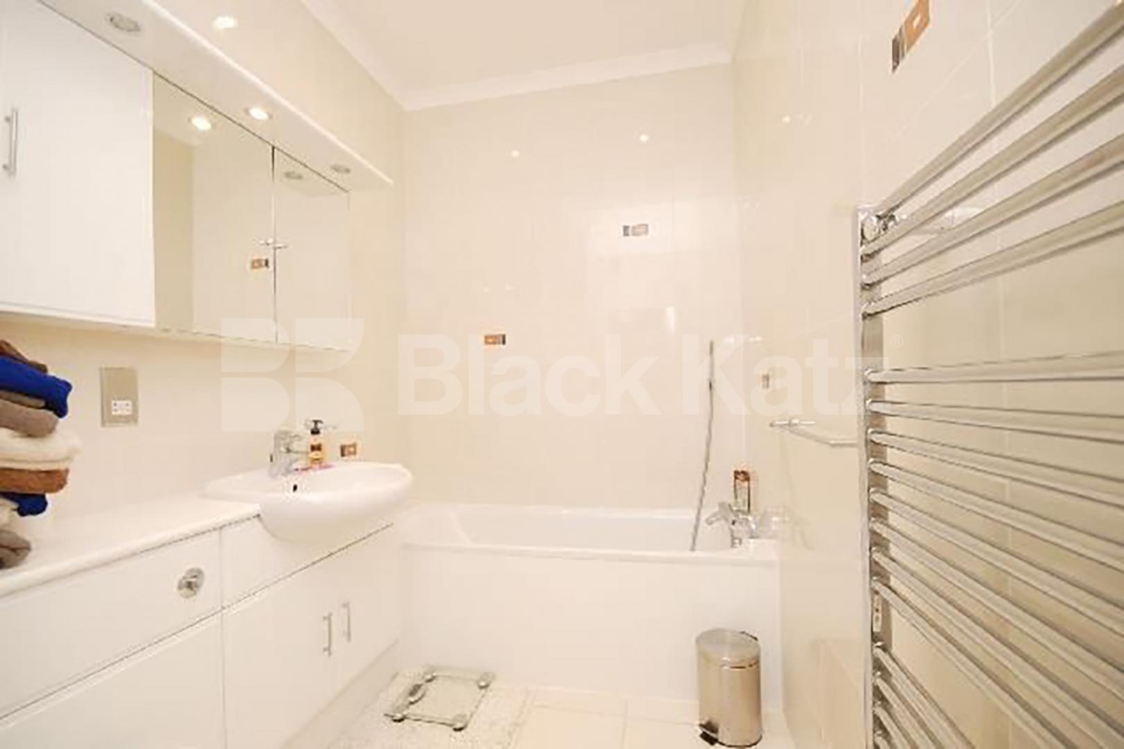 Spacious two bedrooom two bathroom set in a period conversion  Belsize Park Gardens, Belsize Park