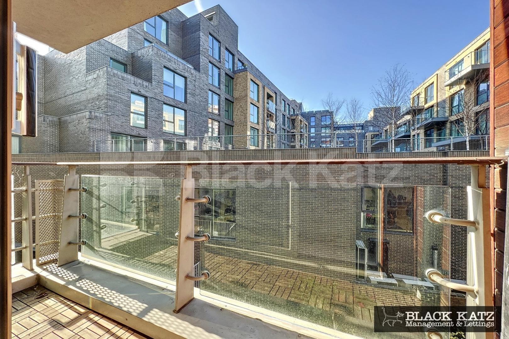 Includes parking and Water rates. Long Lane, Borough