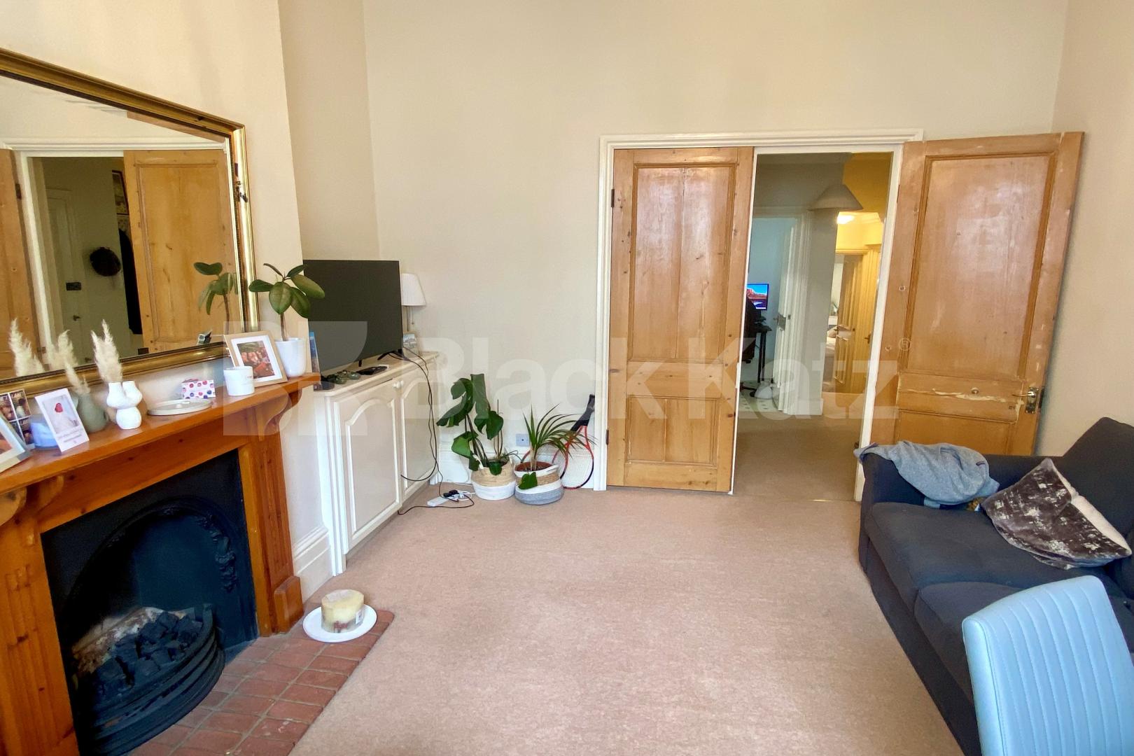 Stunning bright and airy apartment marrying period charm with modern living Alderney Street, Pimlico 