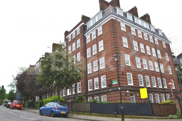			LARGE 4/5 BED IN ZONE 1!, 5 Bedroom, 1 bath, 1 reception Flat			 Lloyd Baker Street, KINGS CROSS / RUSSELL SQ