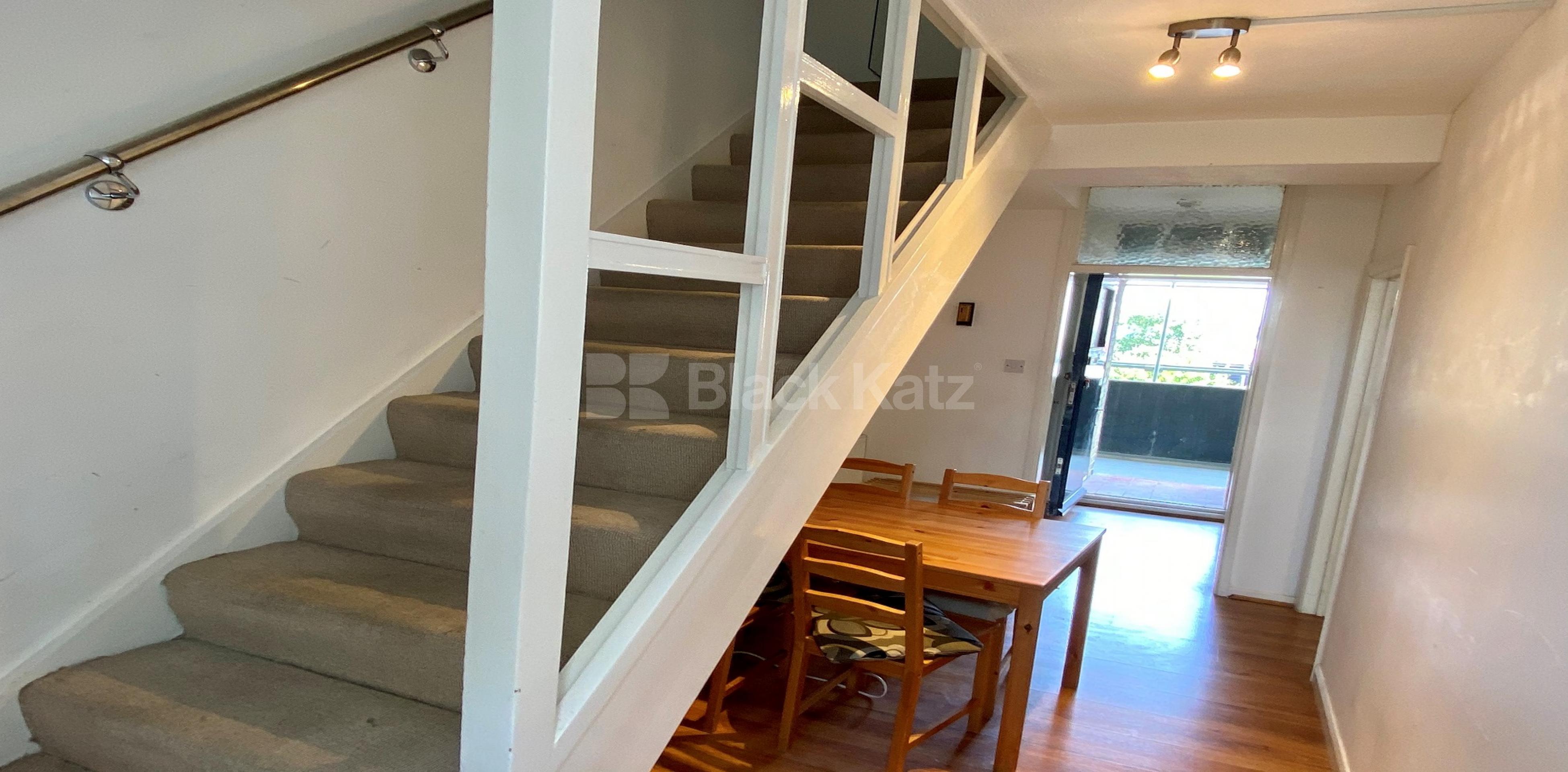 			NEW INSTRUCTION , 2 Bedroom, 1 bath, 1 reception Apartment			 Hendre road, Elephant and Castle  SE1