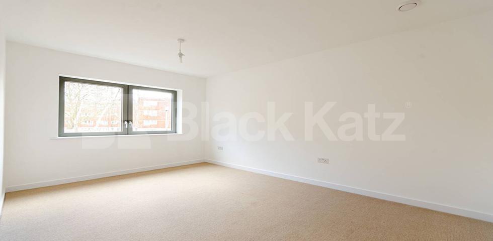 			LUXURY NEW MODERN DEVELOPMENT!, 3 Bedroom, 1 bath, 1 reception Flat			 Allcroft Road, KENTISH TOWN