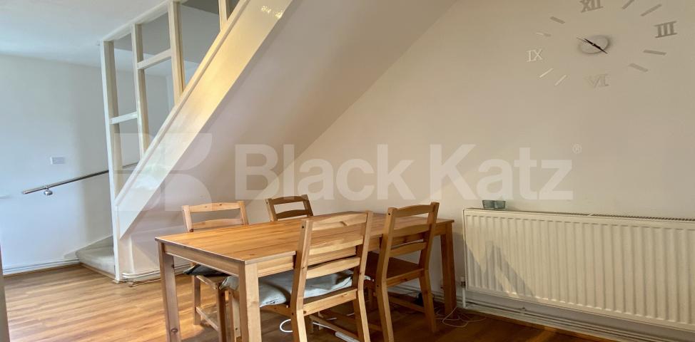 			NEW INSTRUCTION , 2 Bedroom, 1 bath, 1 reception Apartment			 Hendre road, Elephant and Castle 