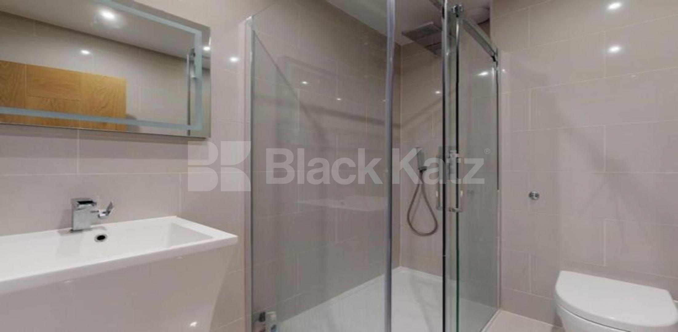 			ZONE 1 LOCATION, 1 Bedroom, 1 bath, 1 reception Apartment			 Kings Cross Road, KINGS CROSS 