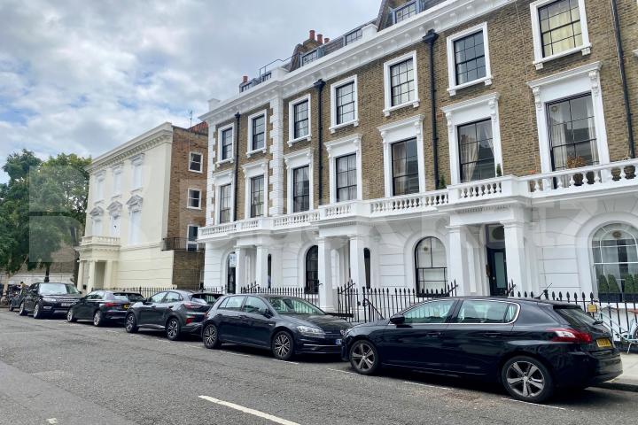 Triplex period conversion over 1000 Sq.Ft   Alderney Street , Pimlico