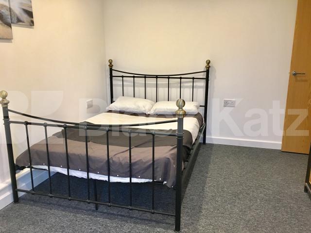 			UNDER OFFER , 3 Bedroom, 1 bath, 1 reception House			 Atwater Close, Brixton