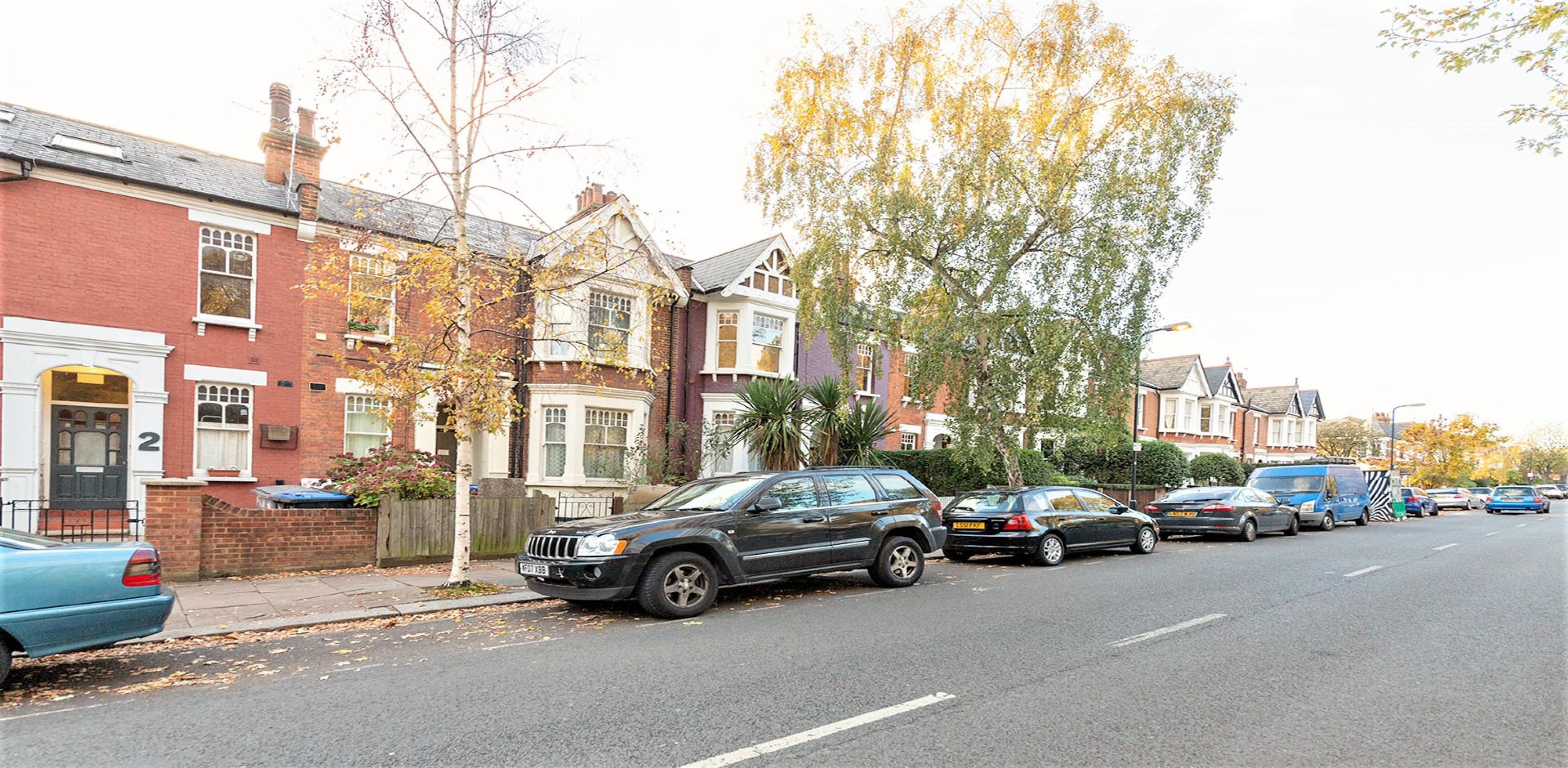 Wonderful Modern Queens Park Apartment Milman Road, Queens Park NW6 NW6
