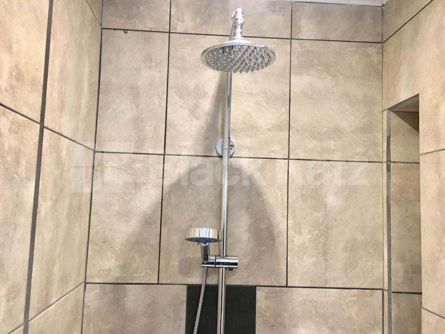 			UNDER OFFER , 3 Bedroom, 1 bath, 1 reception House			 Atwater Close, Brixton